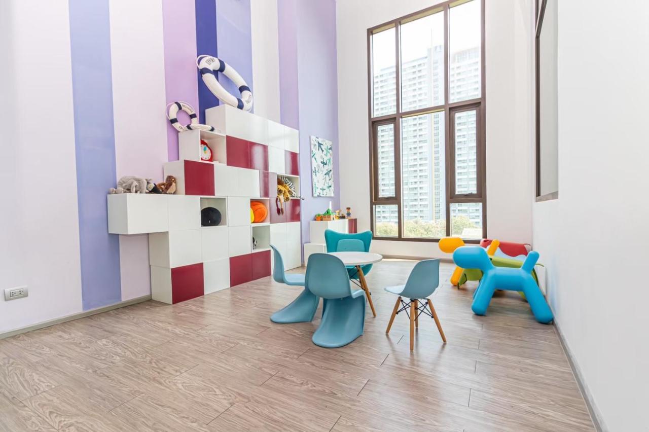 Aeras Beachfront Condominium جومتين بيتش المظهر الخارجي الصورة