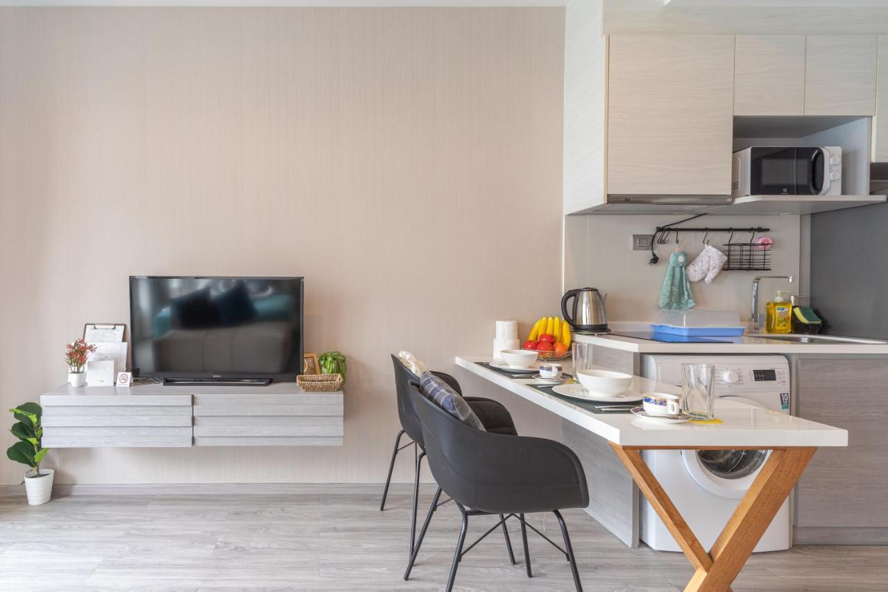 Aeras Beachfront Condominium جومتين بيتش المظهر الخارجي الصورة