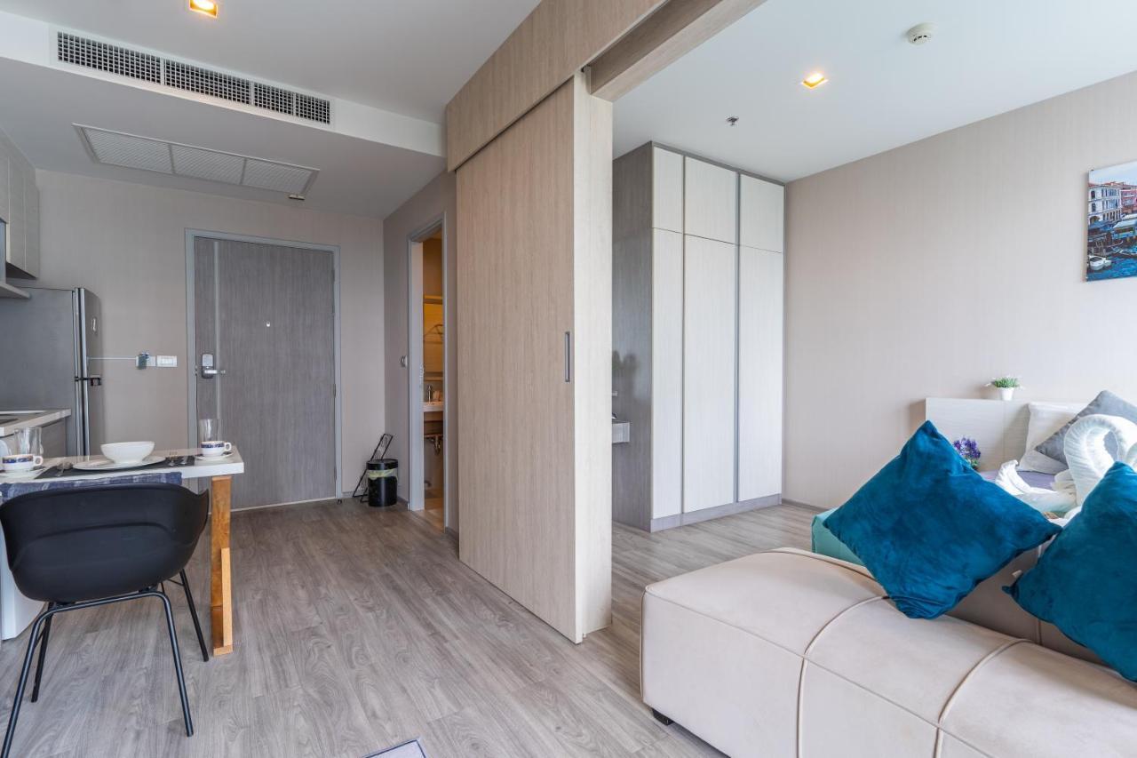 Aeras Beachfront Condominium جومتين بيتش المظهر الخارجي الصورة